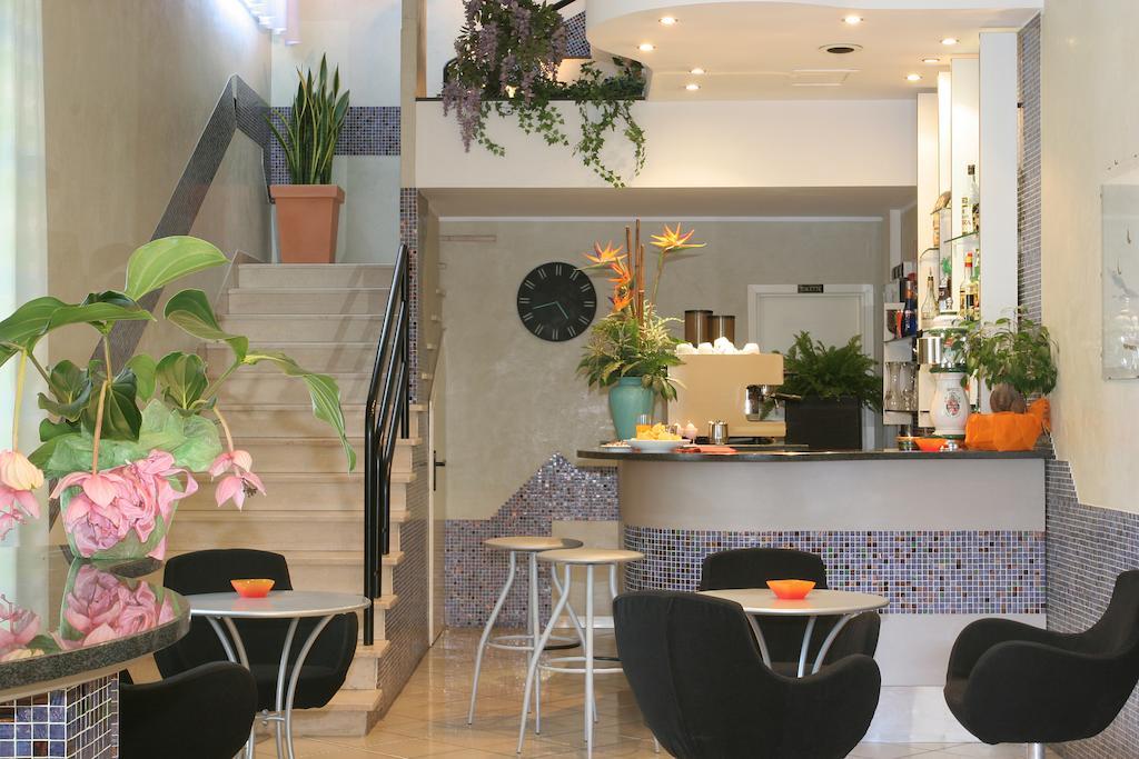 Hotel Villa Rossi Bellaria-Igea Marina Ngoại thất bức ảnh