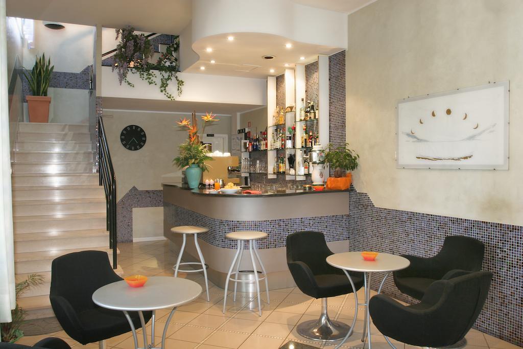 Hotel Villa Rossi Bellaria-Igea Marina Ngoại thất bức ảnh