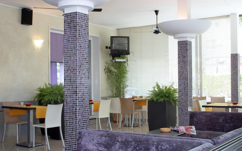 Hotel Villa Rossi Bellaria-Igea Marina Ngoại thất bức ảnh